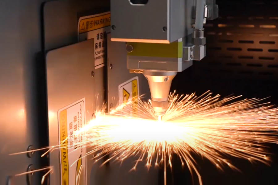 m&aacute;quina cortadora de tubos por l&aacute;ser