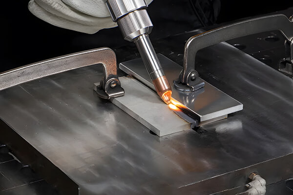 Soldadura por l&aacute;ser