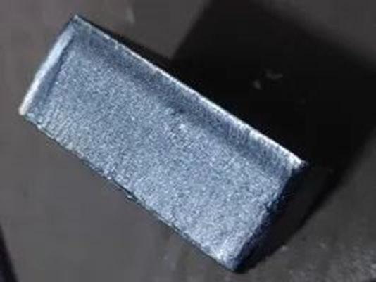 20mm碳钢氧气负离焦高速切割样件