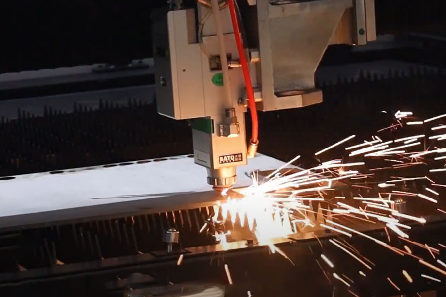 corte de metales por l&aacute;ser vs plasma