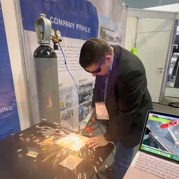 M&aacute;quina de soldar INTERTOOL Austria 