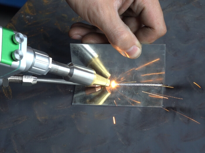 soldadura l&aacute;ser port&aacute;til de mano